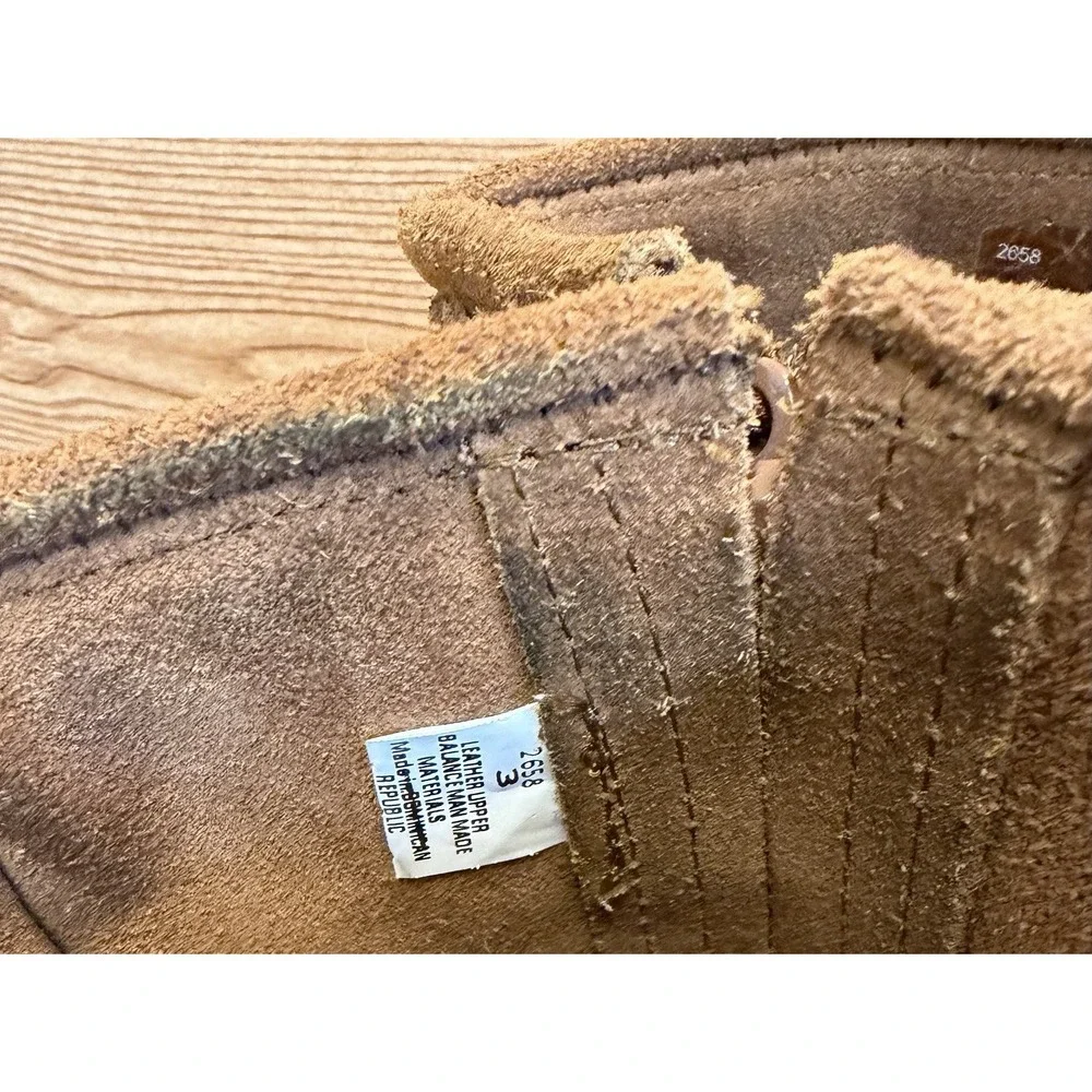 Minnetonka 3 Layer Triple Fringe Boot Moccasins Youth Sz 3 Brown Leather